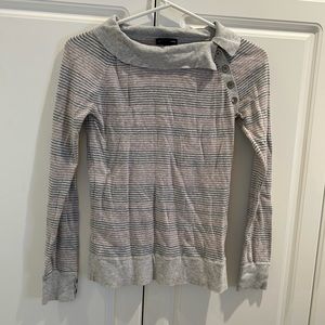 Club Monaco Ladies Vintage Sweater Size Medium